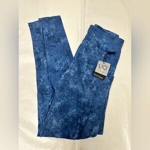 NWT:LICI FIT POCKET LEGGING Blue Patterned Leggings💫